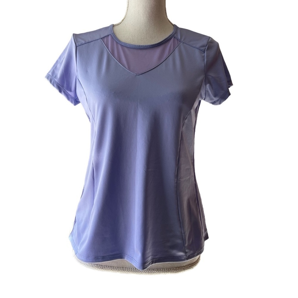LUCKY IN LOVE WOMENS LIGHT LAVENDER SHORT SLEEVE ATHLETIC TENNIS TOP SIZE 8-10